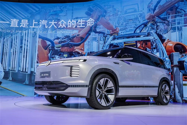 在“主場(chǎng)”，當(dāng)“主角”！上汽集團(tuán)盛裝出席上海車展