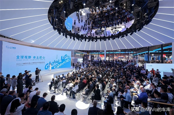 上汽破殼重生，一路向“新”而行