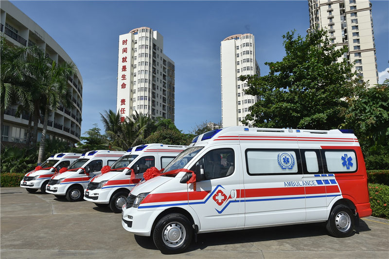 上汽集團(tuán)、上海煙草集團(tuán)愛心救護(hù)車捐贈(zèng)活動(dòng)在海南、青海兩地同時(shí)進(jìn)行